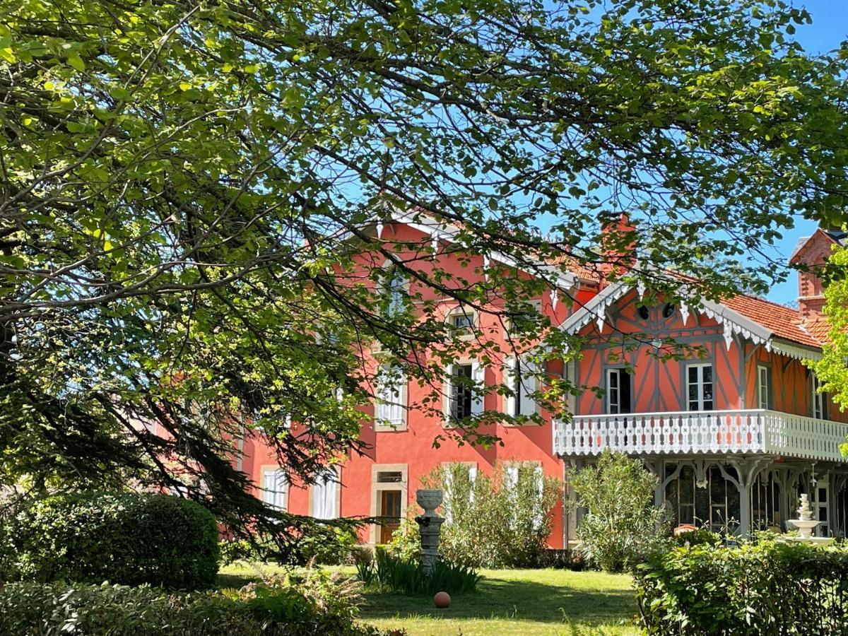 Domaine La Belle Histoire - Gite Cote Parc Besset ภายนอก รูปภาพ